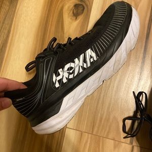 Hoka Bondi